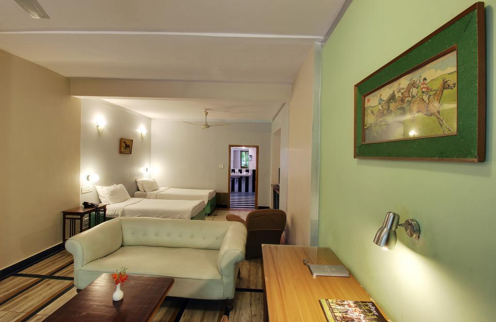 Hotel Inn Season Mahamandir Exterior photo