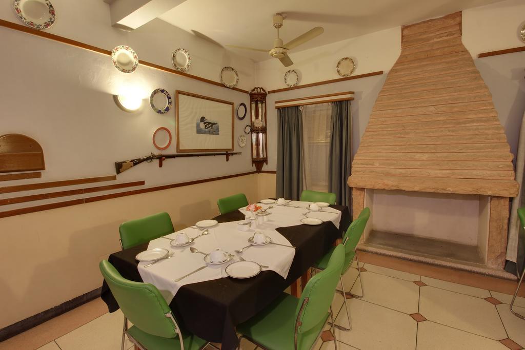 Hotel Inn Season Mahamandir Exterior photo