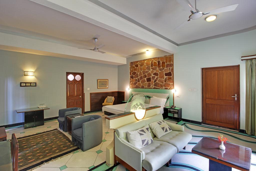 Hotel Inn Season Mahamandir Exterior photo