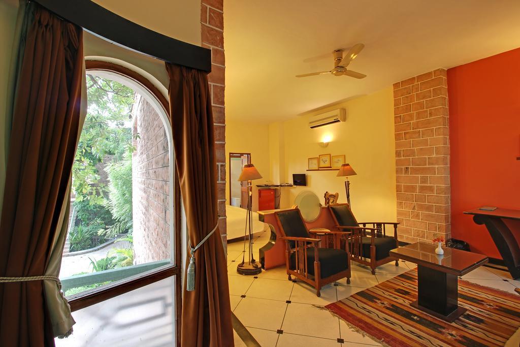 Hotel Inn Season Mahamandir Exterior photo