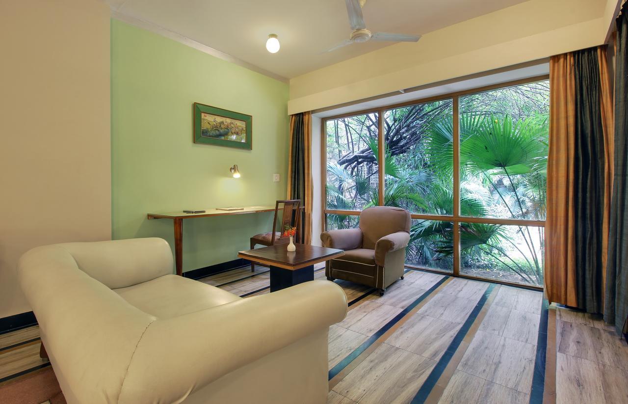 Hotel Inn Season Mahamandir Exterior photo