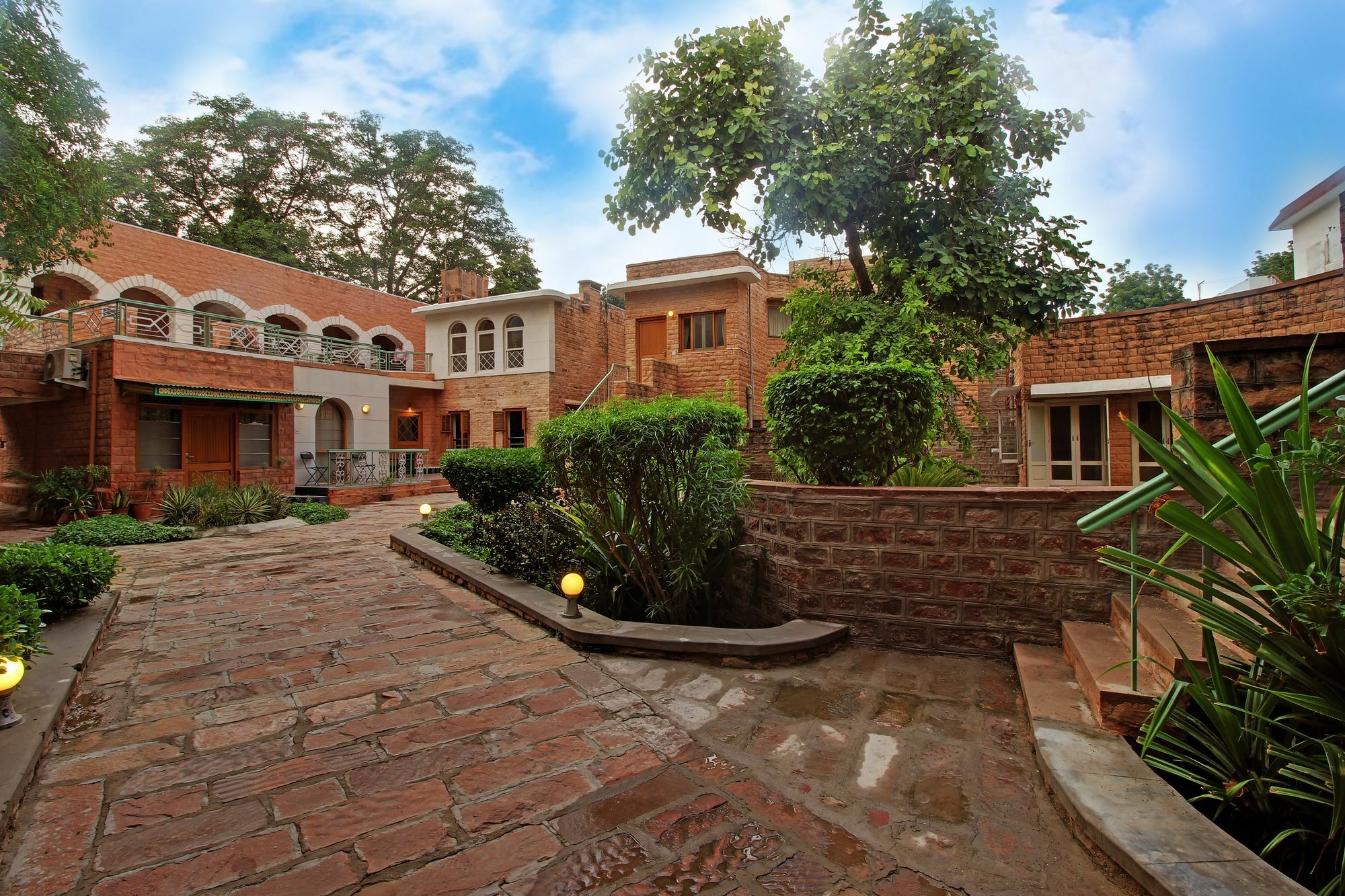 Hotel Inn Season Mahamandir Exterior photo
